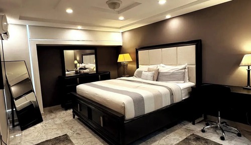 One Bedroom Suite Terrace