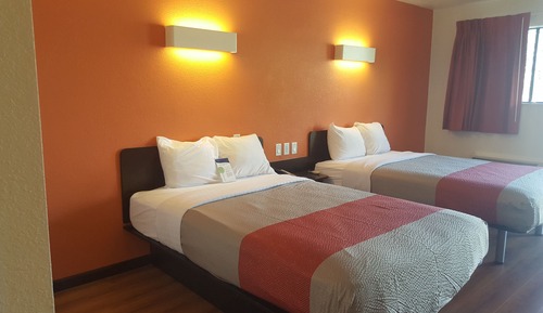 Habitación estándar, 2 camas dobles, fumadores