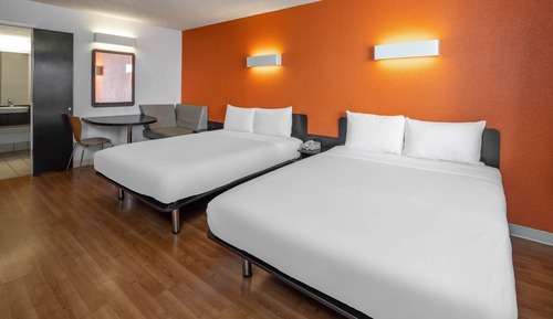 Habitación Deluxe, 2 camas de matrimonio, accesible para personas con discapacidad, no fumadores