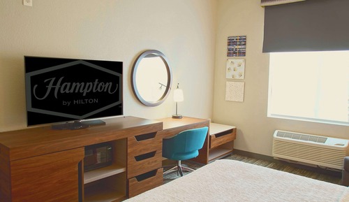 Habitación, 1 cama de matrimonio grande, frigorífico y microondas