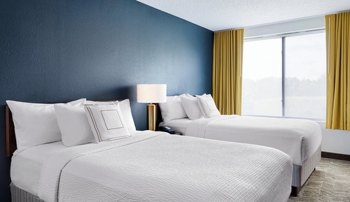 Suite, 2 camas dobles, no fumadores (Mobility Accessible, Roll-in Shower)