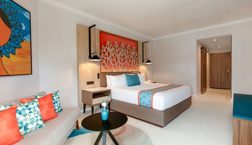 Habitación Deluxe, 1 cama de matrimonio grande, vistas parciales al mar (1 king bed)
