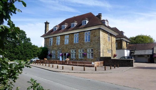 Casa Deluxe