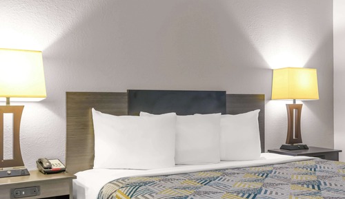 Habitación estándar, 1 cama de matrimonio grande, accesible para personas con discapacidad