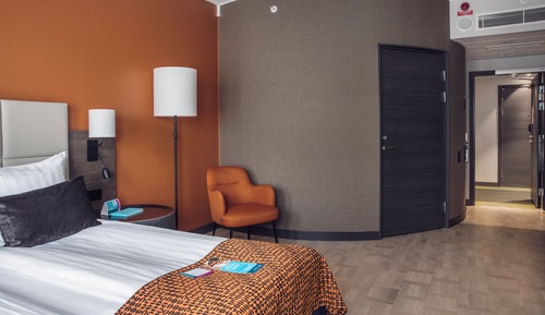 Habitación estándar con 2 camas individuales, accesible para personas con discapacidad, no fumadores