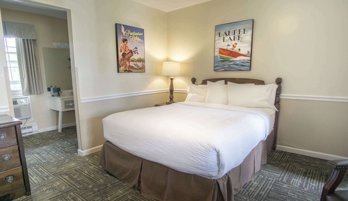 Room, 1 Queen Bed, Non-Smoking (Exterior Entry)