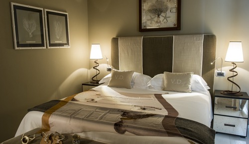 Suite de diseño, 1 cama de matrimonio grande, vistas a la montaña, mirando al mar