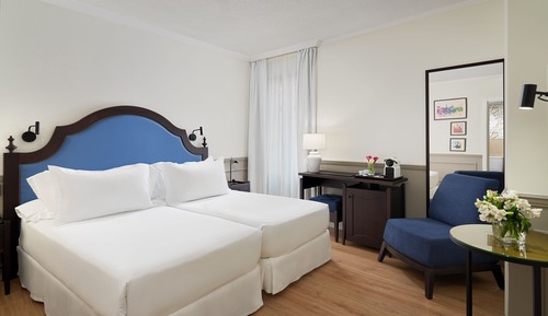Habitación estándar con 1 cama doble o 2 individuales