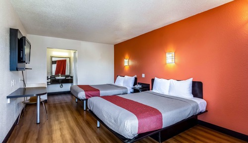 Habitación Deluxe, 2 camas de matrimonio, accesible para personas con discapacidad, fumadores