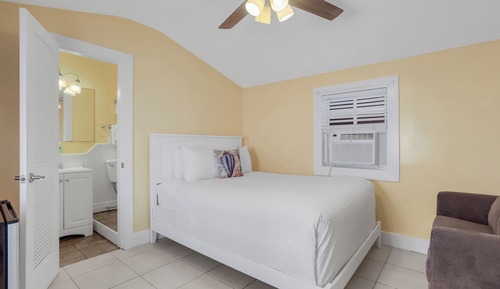 Casa familiar, varias camas, no fumadores, baño privado