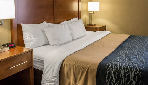 Habitación estándar, 1 cama de matrimonio grande con sofá cama, fumadores