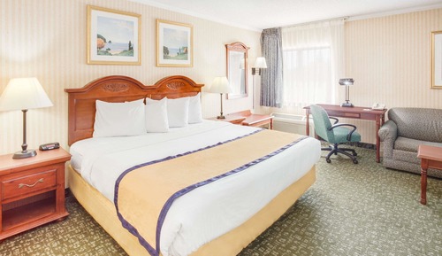 Suite, 1 cama de matrimonio grande, bañera de hidromasaje