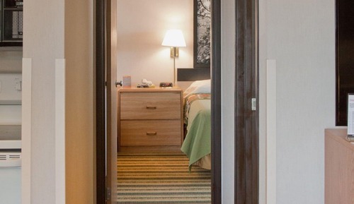 Efficiency, Habitación, 1 cama de matrimonio grande, no fumadores