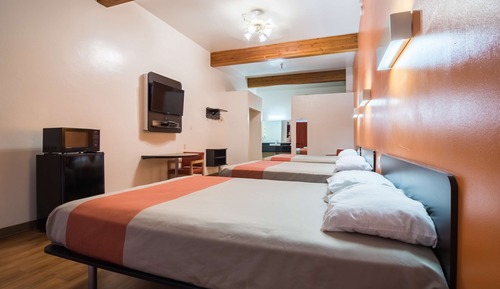 Suite estándar, varias camas, no fumadores, frigorífico y microondas