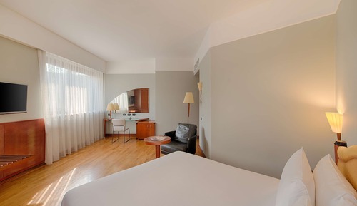 Habitación superior (Extra Large ExtraBed 2Adults+1Child)
