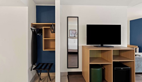 Room, 2 Queen Beds with Sofa Bed