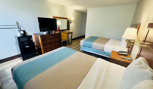 Habitación estándar, 2 camas dobles, accesible para personas con discapacidad, no fumadores