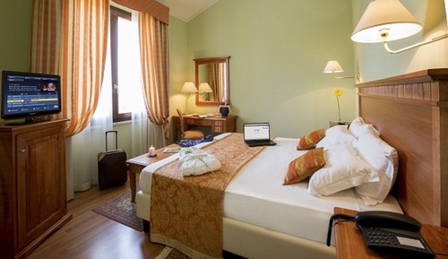 Habitación superior, vistas a la colina