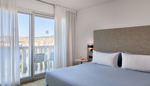 Habitación, balcón (The Townhouse 2+1)