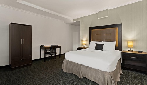 Suite estudio superior, 1 cama de matrimonio, no fumadores