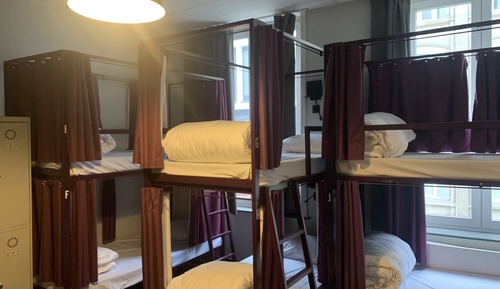 Bed in 10-Bed Mixed Dorm Ensuite