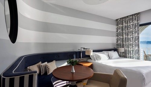 Habitación exclusiva, vistas al mar