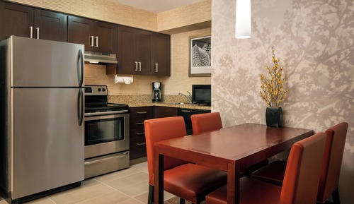 Suite, 2 habitaciones (Mobility Accessible, Roll-In Shower)
