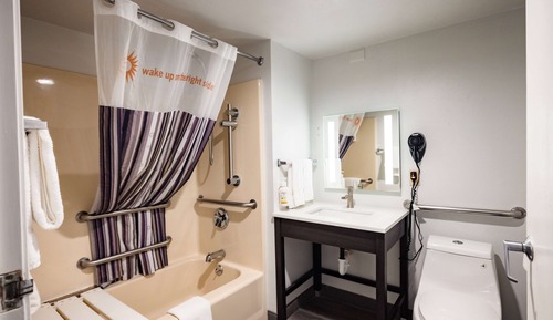 Habitación, 1 cama doble, accesible para personas con discapacidad, no fumadores (Mobility)
