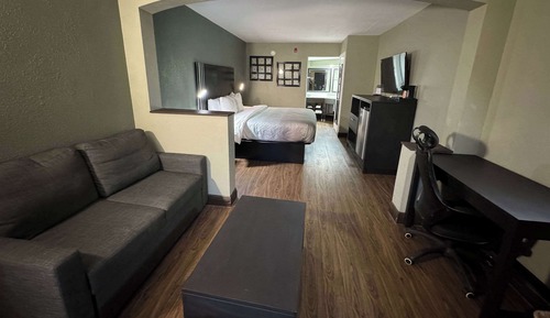 Suite, 1 cama de matrimonio grande con sofá cama