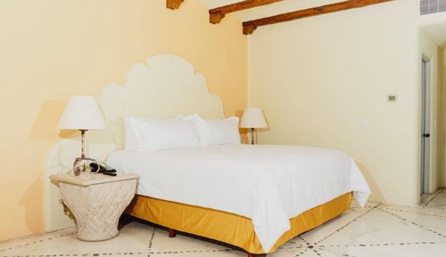 Master Suite King
