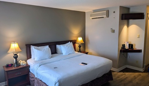 Habitación estándar, 1 cama de matrimonio grande, no fumadores (Mobility Accessible)