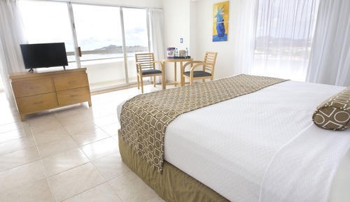 Suite, 1 cama de matrimonio grande, balcón, vistas a la bahía