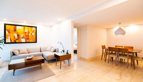 Suite (Imperial)
