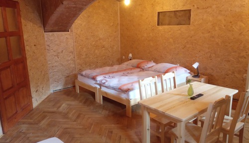 Habitación de diseño con 2 camas individuales (Ester)