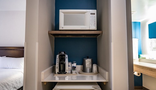 Habitación estándar, 1 cama de matrimonio grande (Mobility, Roll-In Shower)