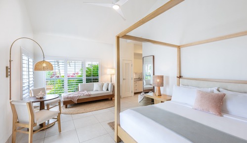 Brand New 1 King Bed, Jr. Suite Orchid King Oceanfront