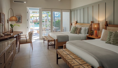 Poolside Cabana 2 Queen Beds