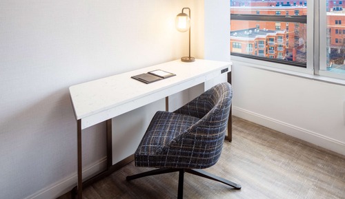 Suite estudio, 1 cama de matrimonio grande con sofá cama (High Floor)