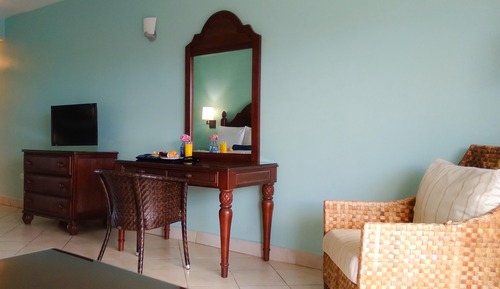 Estudio Deluxe, no fumadores, vistas al jardín