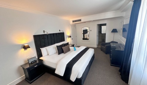Suite
