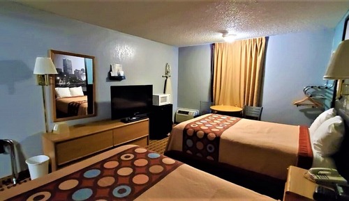 Habitación, 2 camas dobles, accesible para personas con discapacidad, no fumadores (Mobility)