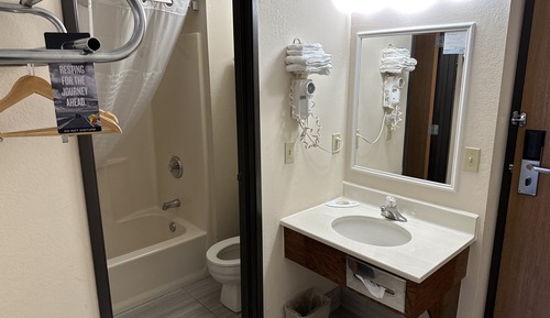 Suite estudio, 2 camas de matrimonio, no fumadores