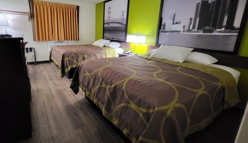 Habitación, 2 camas de matrimonio, no fumadores (Pet-Friendly)