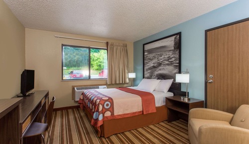 Suite, 1 cama de matrimonio, bañera de hidromasaje