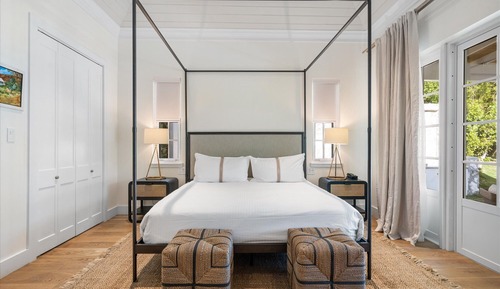 Habitación, varias camas, vistas al jardín