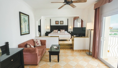 Suite, bañera de hidromasaje, vistas al mar (B2C-CA)
