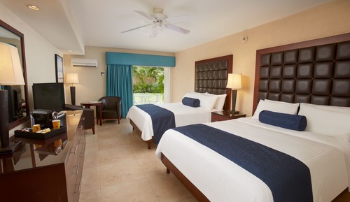 Habitación estándar, 2 camas de matrimonio, junto a la playa