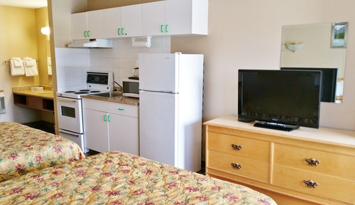 Habitación familiar, 2 camas de matrimonio, cocina básica