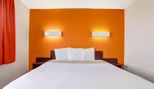 Habitación estándar, 1 cama de matrimonio grande, accesible para personas con discapacidad