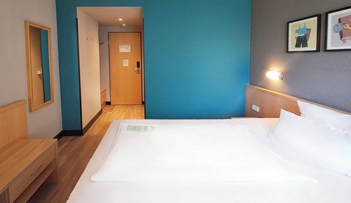 Habitación estándar, 1 cama doble, vistas al jardín